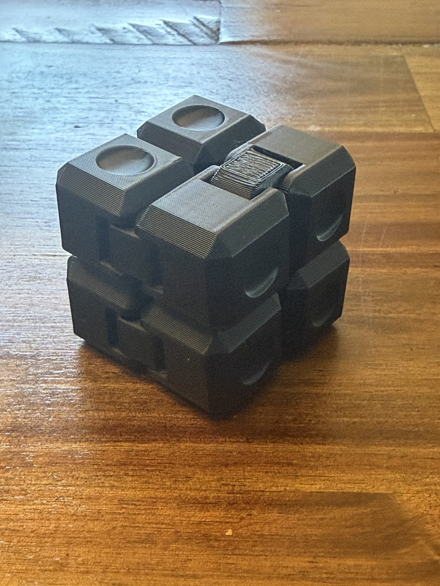 Black Infinity Cube with Circle texture