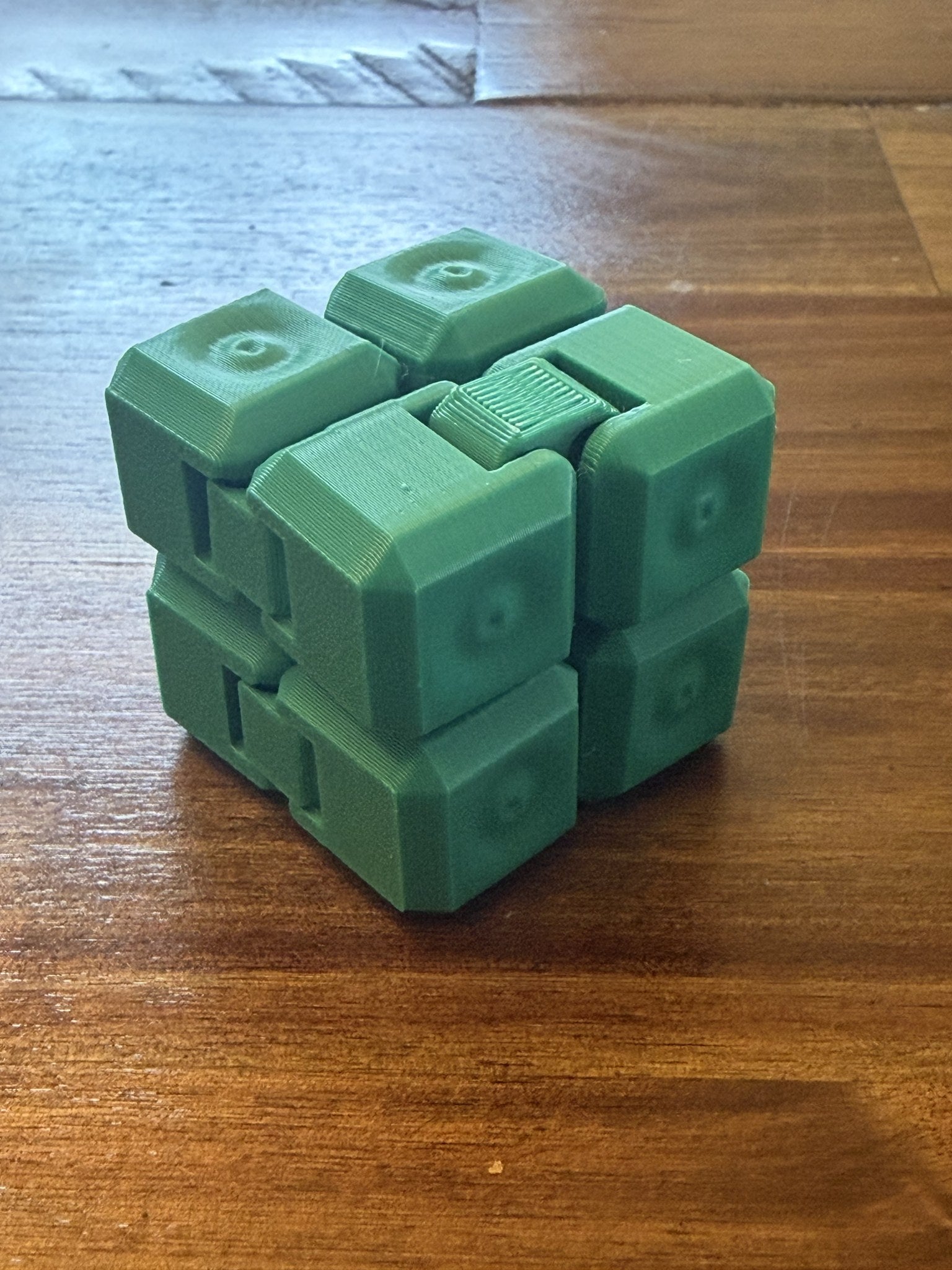 Green Infinity Cube with Ripple texture